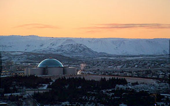 Hot water storage tanks in Iceland